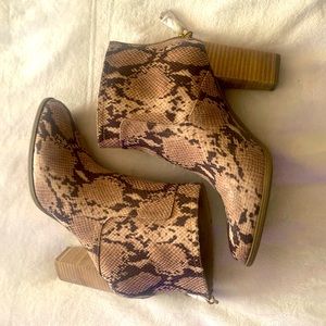 Super cute Anne Klein Snake Skin Booties for sale!